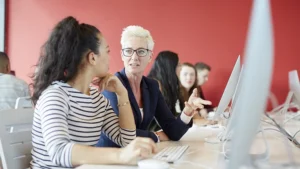 Identifiez les besoins de formation de vos salariés avec une méthode simple : objectifs, écarts de compétences, priorités et choix du bon parcours.